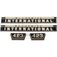 Aufklebersatz passend für McCormick / IHC 423  für Schlepper mit Kunststoffgrill