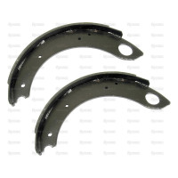 2 Stück Bremsbacken für Ford / New Holland 230 333 531 2000 2300 2600 3000 3330 3610